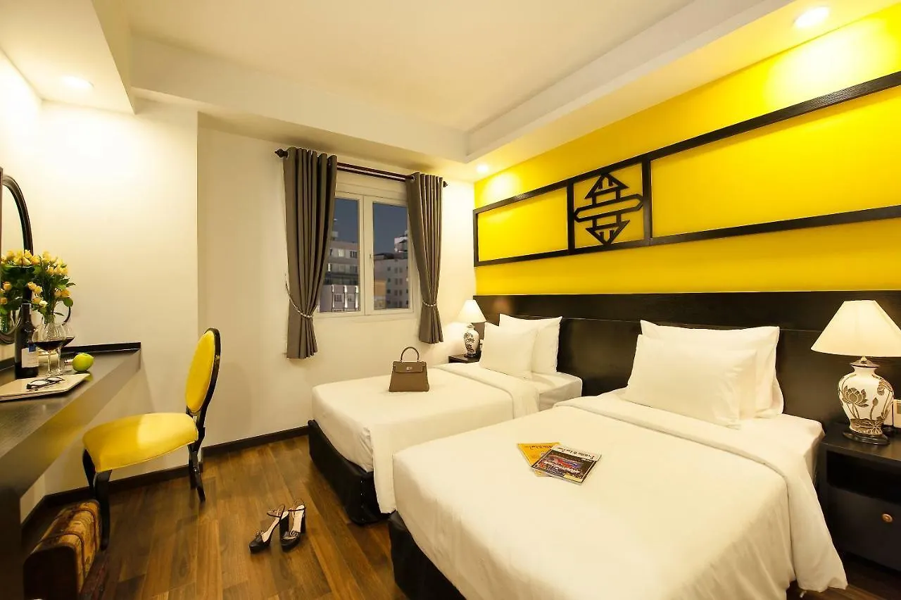 Adora Art Hotel Ho Chi Minh City 4*,